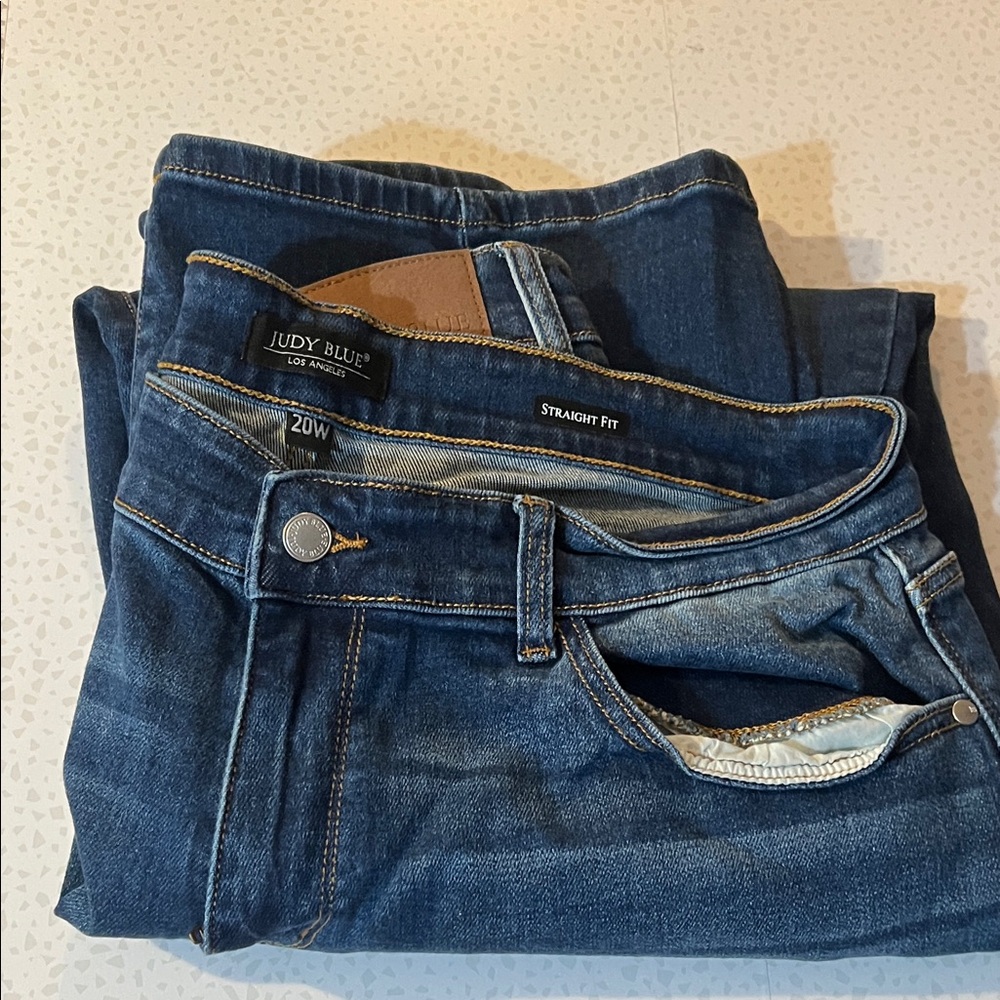 Judy Blue  Straight Fit Jeans. Wide bottom.  size 20w.